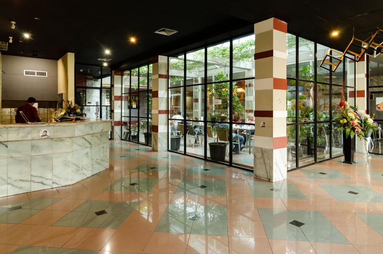 Hotel Peninsula Mangga Besar 자카르타 외부 사진